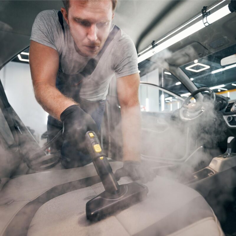 servise specialist doing car seats dry cleaning wi 2024 10 20 10 15 55 utc 1
